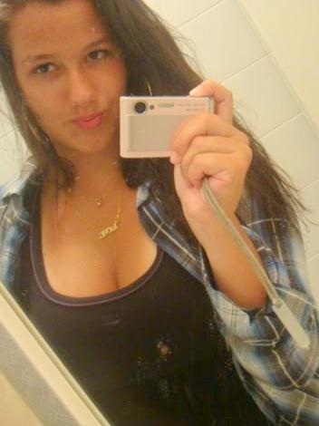 biiancaaandrade's profile picture. 