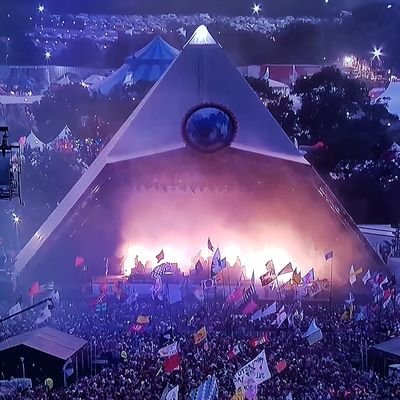 You are Glastonbury - Glastochat Whatever You Like -  It's Your Glasto Chat :) @GlastoChat #glastochat