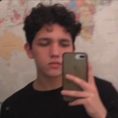 DavidDComm's profile picture. CSUF ‘22