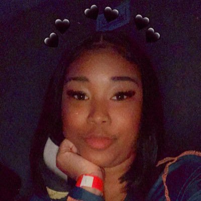 UniquelyQui's profile picture. 