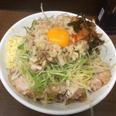 ラーメン二郎マニアです。