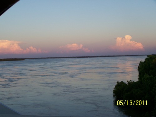 front_row_seat's profile picture. Your rights do not void mine.