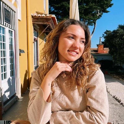 nova conta 
Ig: @pipamoreiraa