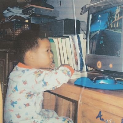 _singulari_ty's profile picture. Cuma tempat sambat dan misuh yang gabisa dilakuin di real life
.
I'm only human after all
