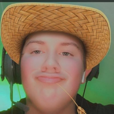 BraylonDDavis1's profile picture. I’m pretty laidback. I like to text girls and I’m ready to mingle. Cracked at fortnite and love to play Cod. #ProfessionalGlizzy