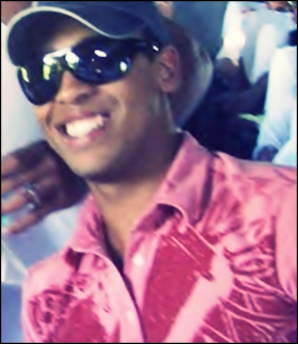 Eu quero o diferente. Cansei de pessoas iguais, sonhos iguais, modas iguais, conversas iguais.