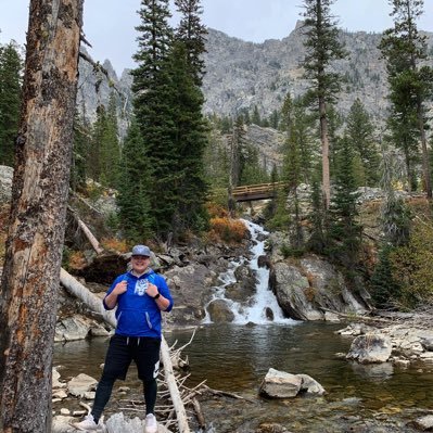 ICU nurse. Husband. Dog Dad. Passionate about BYU, sports, food, and the outdoors. #gocougs #dodgersbaseball #YNWA