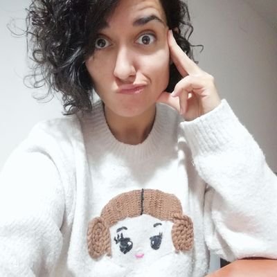 Leia_Cuenca's profile picture. Publicista con alma, charlatana 💭💻🎨.
Y sí, me llamo Leia de verdad, mis padres son así...