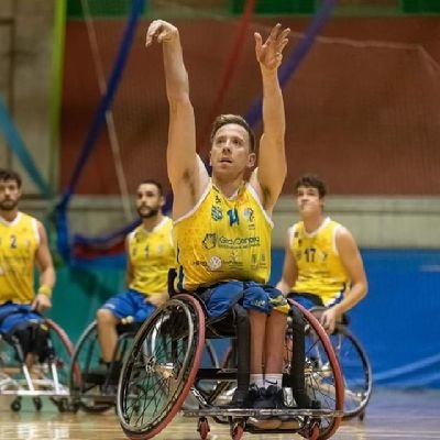 30. QUB Law + Spanish graduate. ♿️🏀 Paralympic Bronze Medallist, World & European Champion. Smiling politely. Non-enthusiast. All the et ceteras.