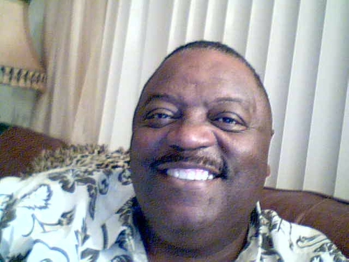Volunteer Minister, Loving Husband, Fathers of 6 Daughters,Espiring Internet Marketer, According to the women in my house failure is not an option.