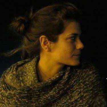 BallestinAdri's profile picture. Feliz en el mar, en la nieve y rodeada de verde. Enamorada del silencio. Con experiencia en gestión de proyectos y políticas públicas.