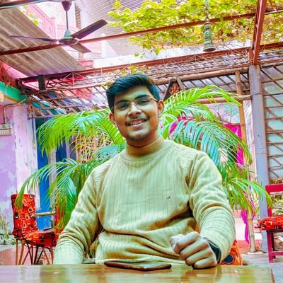 utkarshup786's profile picture. Yahi baatein to baad me yaad aati hain.

Writings🤍 | Human🤍| OsNa🤍