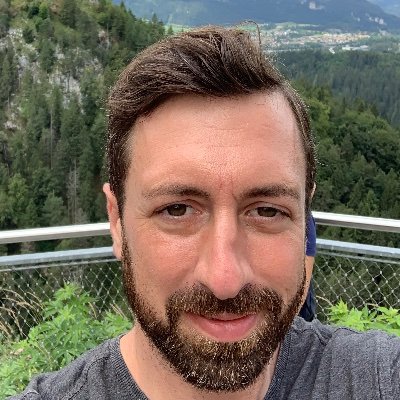 pofer82's profile picture. 