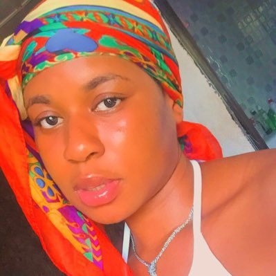 pheenah5's profile picture. GOD/ Selflove❤️/ Family first 👨‍👩‍👧‍👦 Entrepreneur/ Economist
