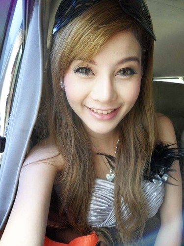 Founder of Beauty's Secret Hair Treatment Wax , Professional Bilingual MC and Singer. Single lady in Take Me Out Thailand Season3.