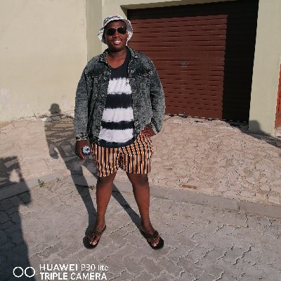 Nice and soft GIANT, koena is the name from the township of MOTHERWELL, the awesome GETTO boy, self proclaimed 'HERO' .