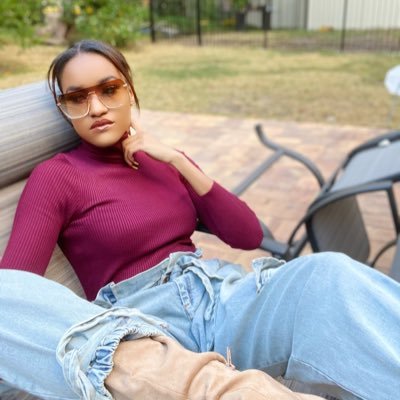 ENTREPRENEUR & YOUTUBER 🌉NYC🤎 IG: @colbychristinaa Shop online ⬇️