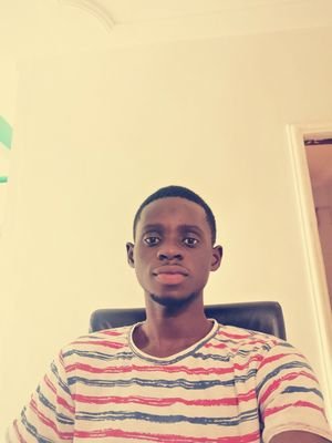 BuksNnie's profile picture. Well university student,intellectual minded, love reading..