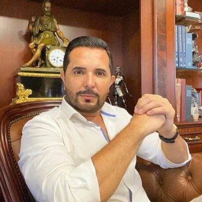 Giving Money,Food and Rent to people in Need CEO LOUIS CAPITAL. #philanthropist #bitcoin