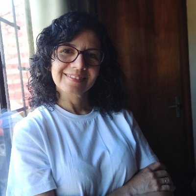 silvanamol's profile picture. Periodista y docente. Amo trabajar con la palabra escrita. Disfruto capturando una buena foto. En búsqueda constante de nuevos aprendizajes.