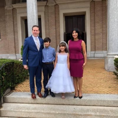 Husband @alixoncollazos |CEO The BGill Group | Past: Sr. Advisor/Campaign Manager @GovMurphy @CoryBooker @BillPascrell Essex County Board of Commissioners/ Dad