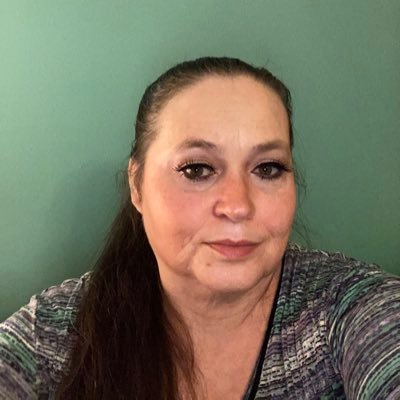 laurare29574489's profile picture. 