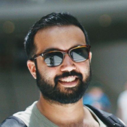 Frontend Developer 📸 Photo taker & video maker 🎥 I like chocolate, cameras, and chocolate cameras. 🇮🇳🇨🇦 @UofT 2013 | @junocollege 2021 🏏🏀