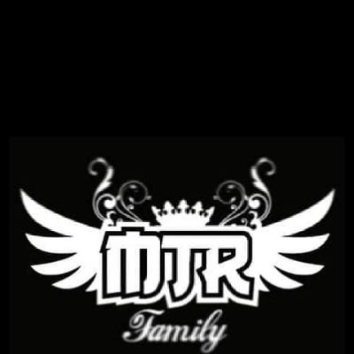 DvueloMb's profile picture. Take a look my resume is impeccable