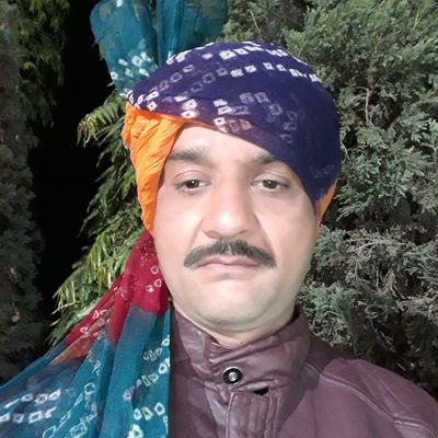 Yashwan82143849's profile picture. make simple life