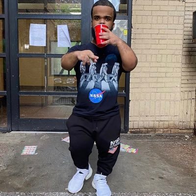 LegalizeUtopia's profile picture. Let's all make love to earth.