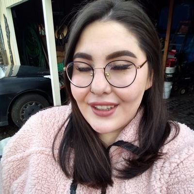 bosshippoinchrg's profile picture. Stressed but doing my best