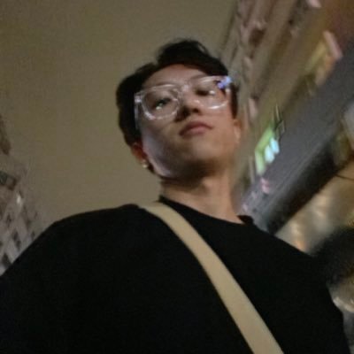 HWAXEONG's profile picture. i sing a lot. 💫☄️