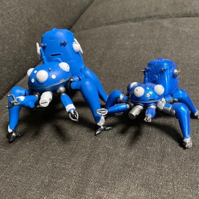 CDが好きな人。CDコレクター。主にアニメサントラ、ゲームサントラが多いです。好きなサントラに囲まれたい。現在約15000枚のCDがあります。小芝風花さん推し。サントラ紹介する垢(@gaanimulo1_an)