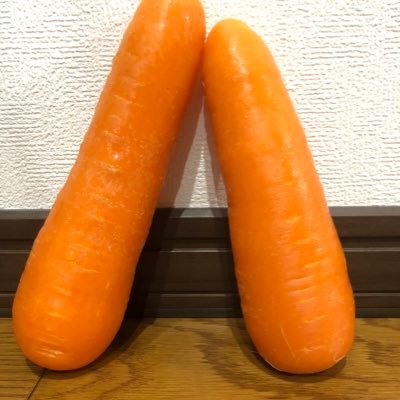 ♂4y ♀2y 野菜を嫌いな子供に悪戦苦闘した結果、野菜の美味しさに気づきました。🥕🍎🥦🍉🍌🍅 I love carrots the most in the world .🥕🥕🥕🥕 最終兵器スロージューサーのYouTubeチャンネルです↓