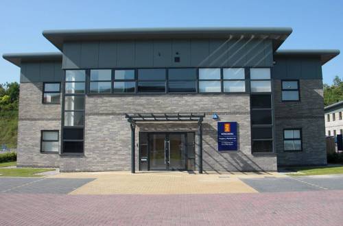 Kongsberg Maritime Training & Simulation Centre based Aberdeen UK, provides a full range of Dynamic Positioning, Acoustic Positioning and Automation courses.