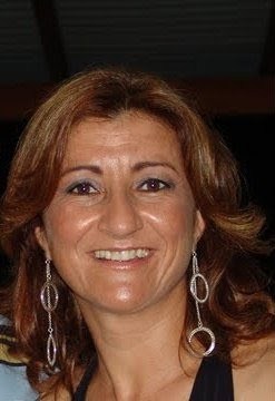 Eu sou a mãe da Rafa e da pequena Gaby ,trabalho em uma cidade onde somos GENTIL com as pessoas, Içara SC.``Humanizar  esta e a palavra de ordem´´ .