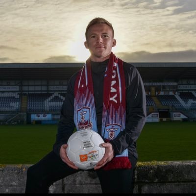 Footballer at Galway United FC ex clubs: Derry City, Cork City, St Pats, Shamrock Rovers, Triestina Calcio, Man Utd, Bellurgan Utd! Uefa A licence Coach ⚽️