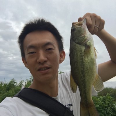 yuuyAraseki36a's profile picture. 本業大型トラックドライバー#副業#ブログ  手に職付けて家族第一に自由な働き方を手に入れる！パソコン一台で仕事ができる世の中に感謝を込めて独立するまでのサクセスストーリーを綴る！