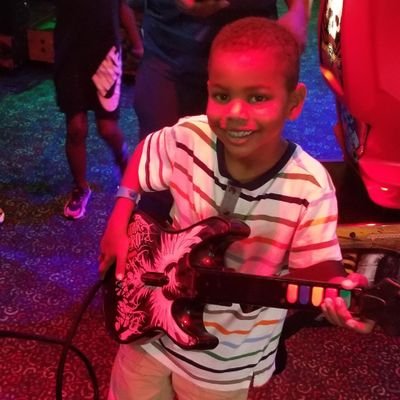 Macadon17's profile picture. 