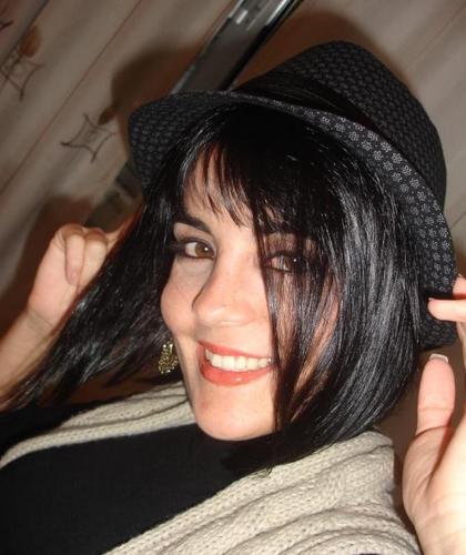 TaisaCdosSantos's profile picture. 