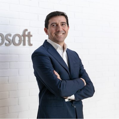 Director of Microsoft Azure @ Microsoft | Cloud and AI Enthusiast & Practitioner | Professor