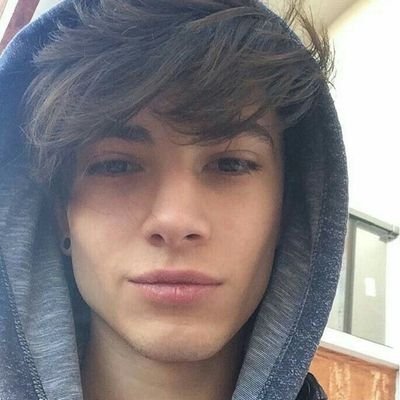 lil_gay_inlab's profile picture. недружелюбный.