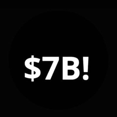 Don't wake up, feeling insufficient funds...wake FEELING billions in account

| motorcycle, dance & rap music enthusiast || @manutd & @HeartsofOakGH fanatic |