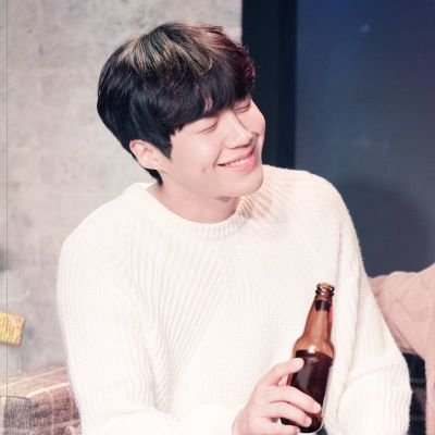 ESABEL0616's profile picture. 하고자 하는 것과 하고 싶은 것 그리고 좋아하는 것만큼은 느리더라도 확실하게 해 내는 사람       
with God all things are possible             
(선호님보다 나이 많아요)