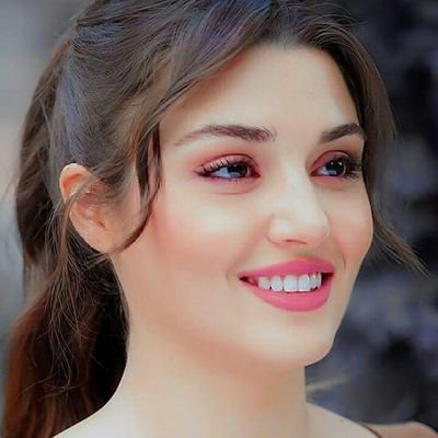 Y7DBLJLVJ1N5lfA's profile picture. ‏على البّال أول لقى ، وأول نظره والمكان ❤️