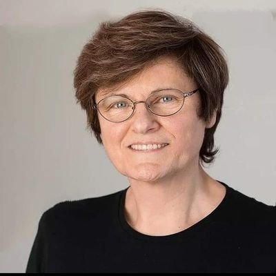 ADSP_KatKariko's profile picture. Bioquimica.🦠


Especializada en ARNm.🧬