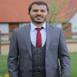 emreyarar25's profile picture. 
