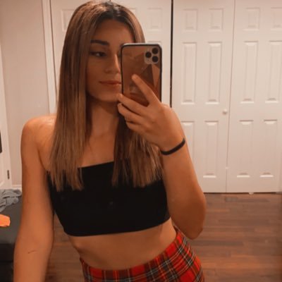 lianaesmaili12's profile picture. CPP 22’