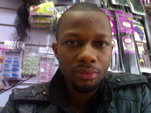 nnasuky's profile picture. Simplicity ma watch word.