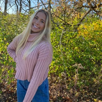 Kaitlyntbrown16's profile picture. springboro and elevation volleyball